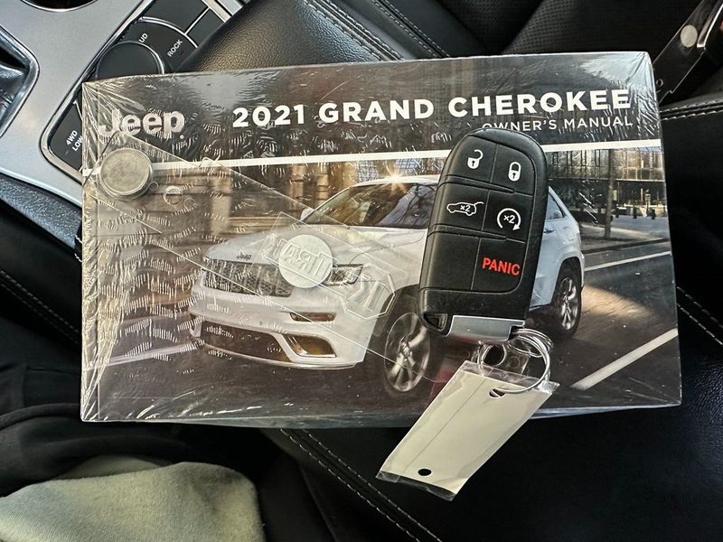 2021 Jeep Grand Cherokee 80th Anniversary EditionImage 9