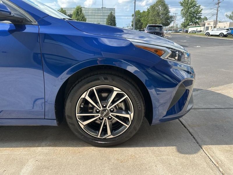 2023 Kia Forte LXSImage 12