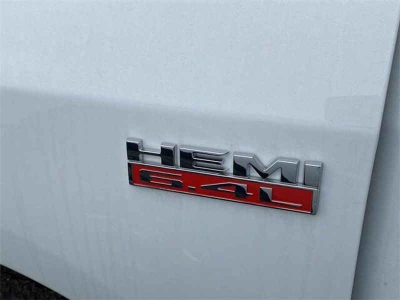 2022 RAM 2500 Tradesman Regular Cab 4x4 8