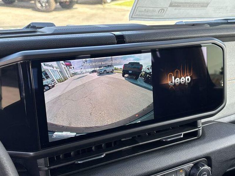 New 2026 Jeep Wrangler 4-door SportImage 19