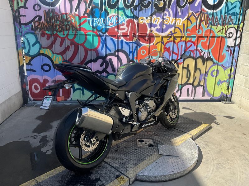 Used 2019 Kawasaki NINJA ZX-6R Image 5