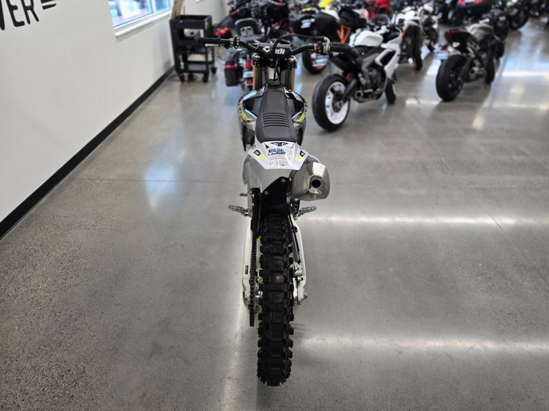 New 2025 Triumph TF 450RC 