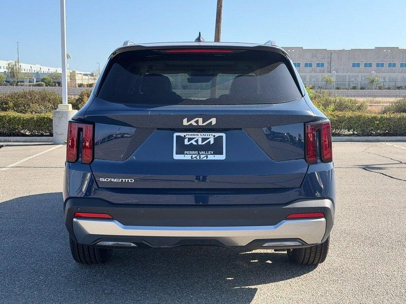 New 2026 Kia Sorento EXImage 6