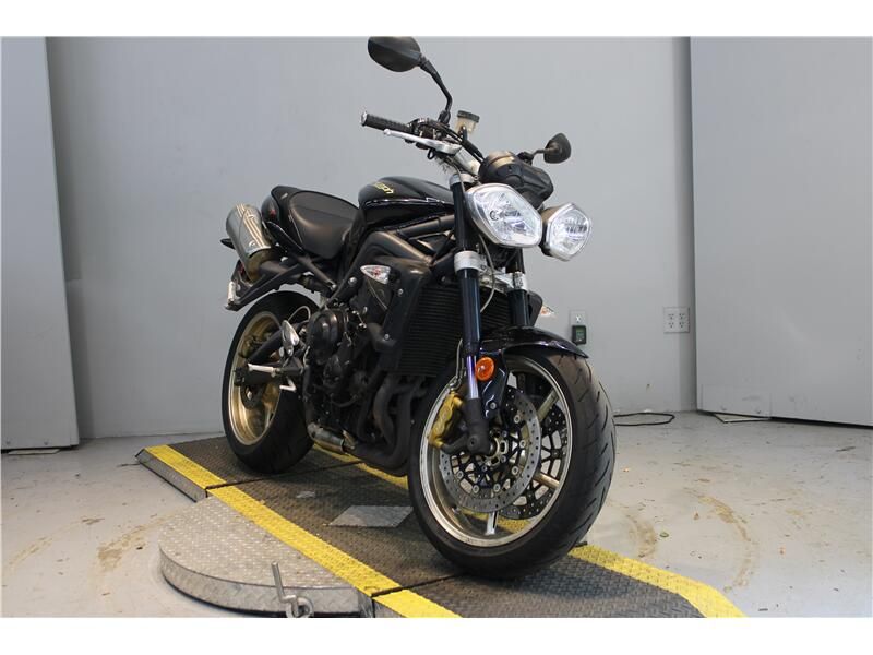 Used 2012 Triumph STREET TRIPLE R Image 3
