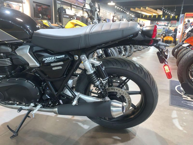 2025 Triumph SPEED TWIN 900 Image 20