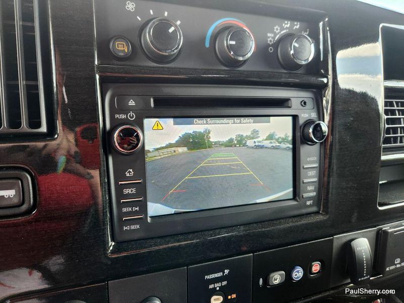 2017 GMC Savana 2500 Image 45
