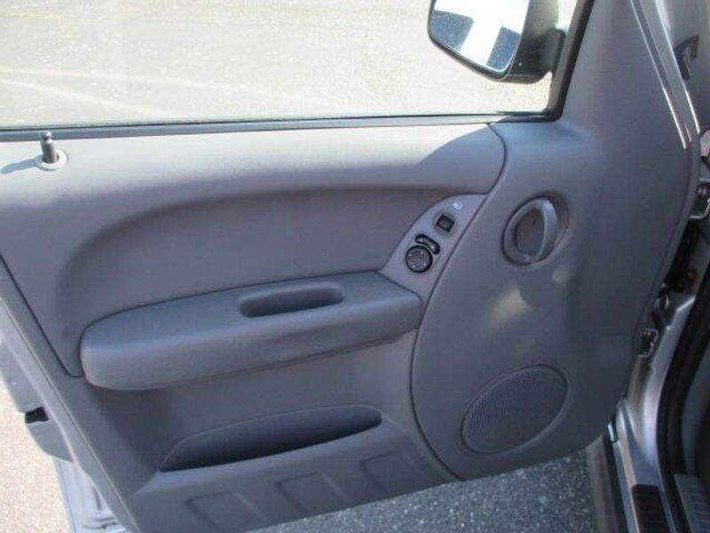 Used 2007 Jeep Liberty SportImage 15