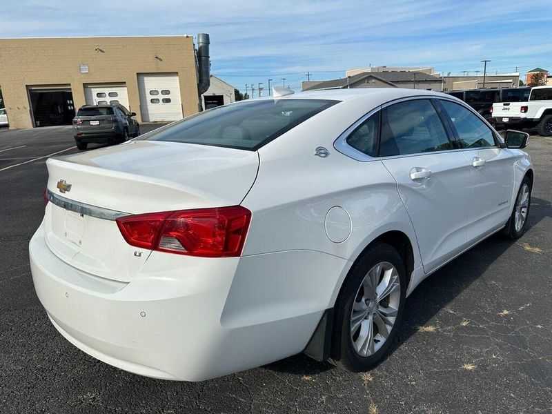 2015 Chevrolet Impala 2LT photo 12
