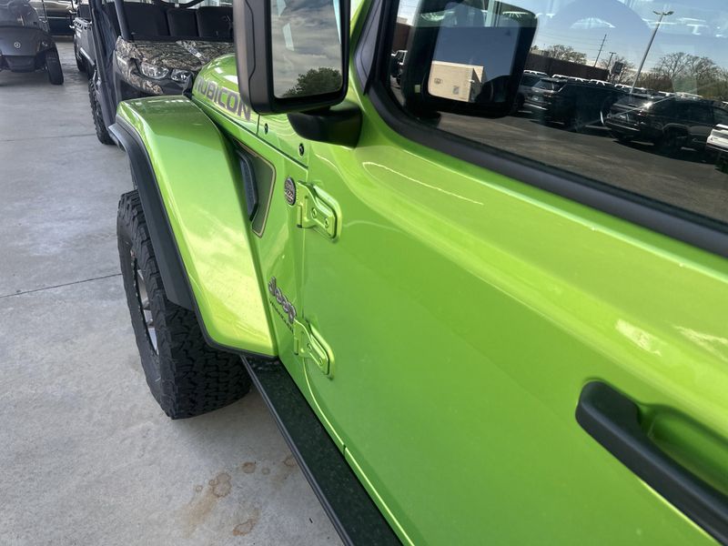 New 2025 Jeep Wrangler 4-door Rubicon 392Image 12