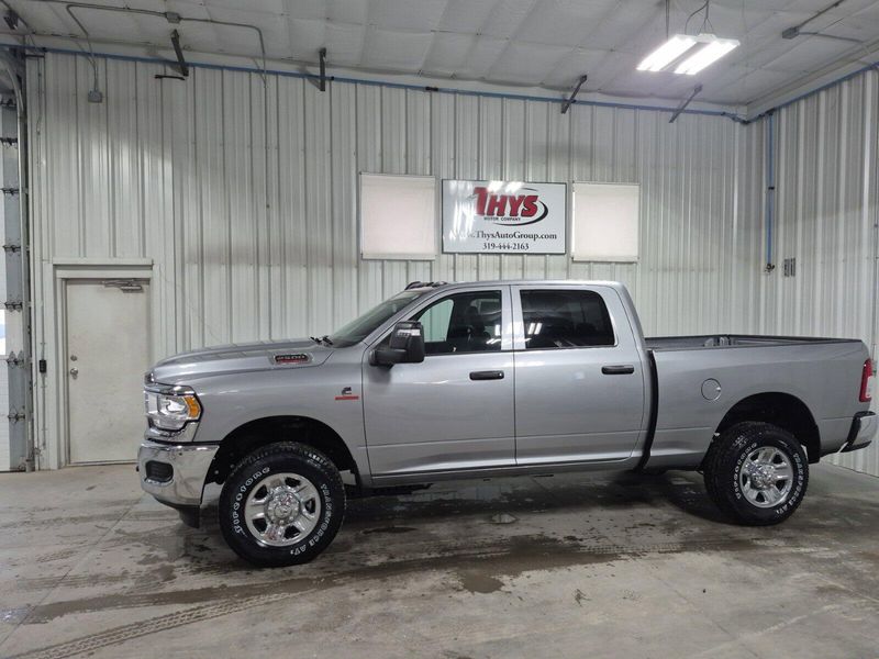 2024 RAM 2500 Tradesman Crew Cab 4x4 6