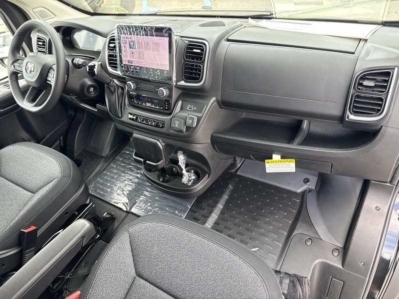 New 2026 RAM Promaster 2500 Slt+ Window Van High Roof 159' Wb