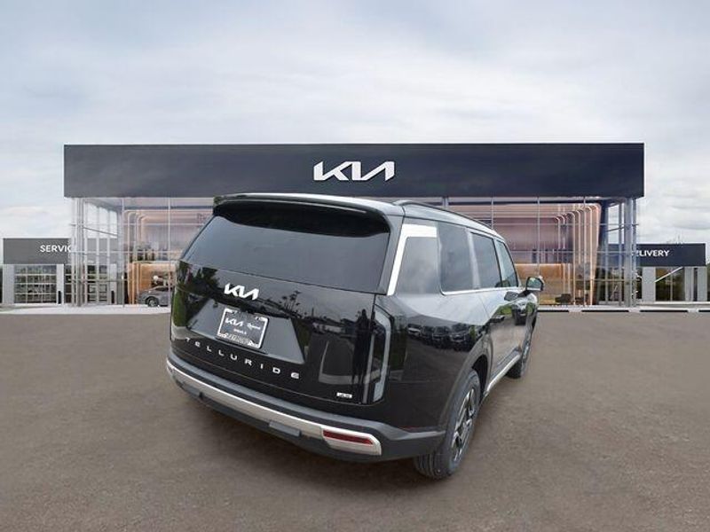 New 2027 Kia Telluride Hybrid EXImage 4