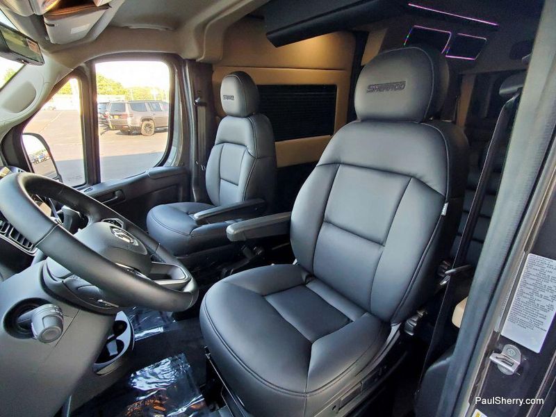 New 2024 RAM Promaster 2500 Slt+ Window Van High Roof 159