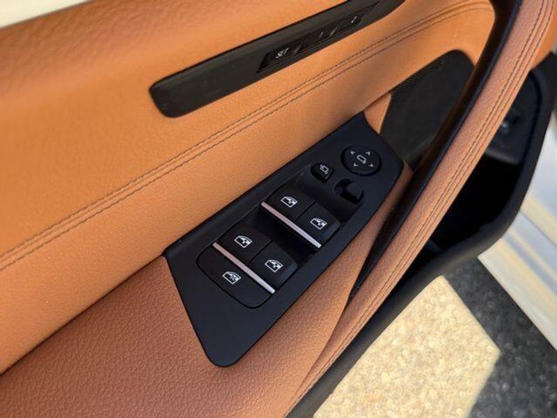 Used 2023 BMW 5 Series 540iImage 15