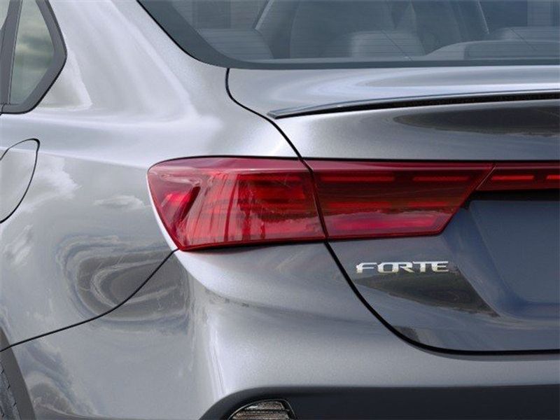 2024 Kia Forte GT-LineImage 11