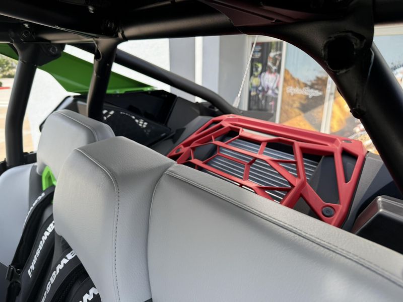 New 2026 Kawasaki TERYX5 H2 DELUXE ES Image 8