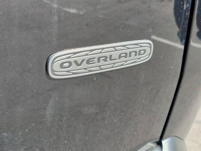 New 2026 Jeep Cherokee Overland 4x4