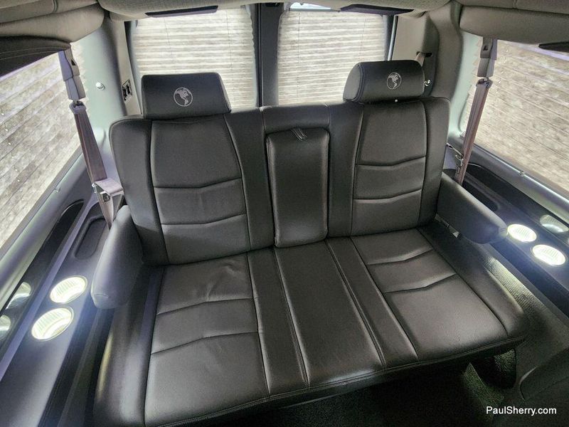 2022 Chevrolet Express Cargo Image 45