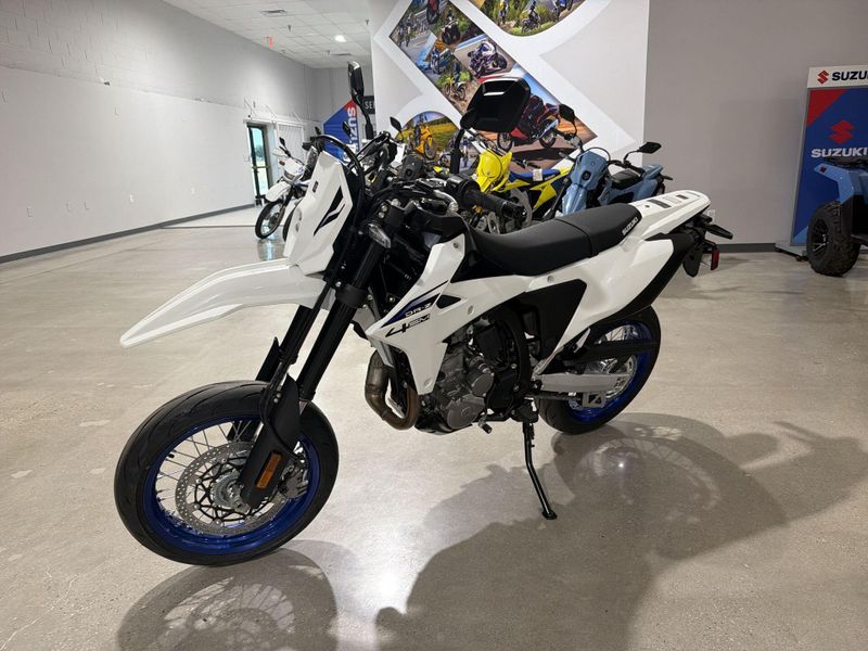 New 2025 Suzuki DR-Z4SM Image 13