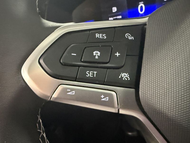 Used 2024 Volkswagen Taos SE w/SunroofImage 21