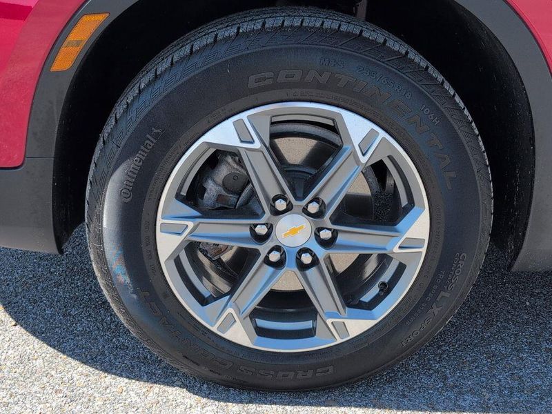 Used 2023 Chevrolet Blazer LTImage 9