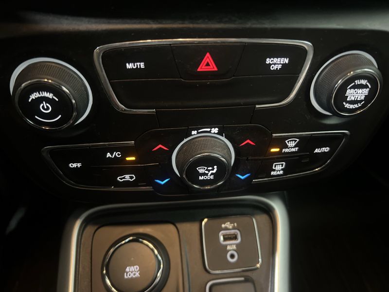 Used 2021 Jeep Compass 80th AnniversaryImage 34