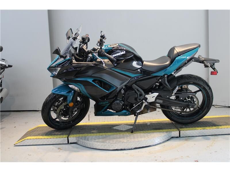 Used 2021 Kawasaki NINJA 650 Image 7
