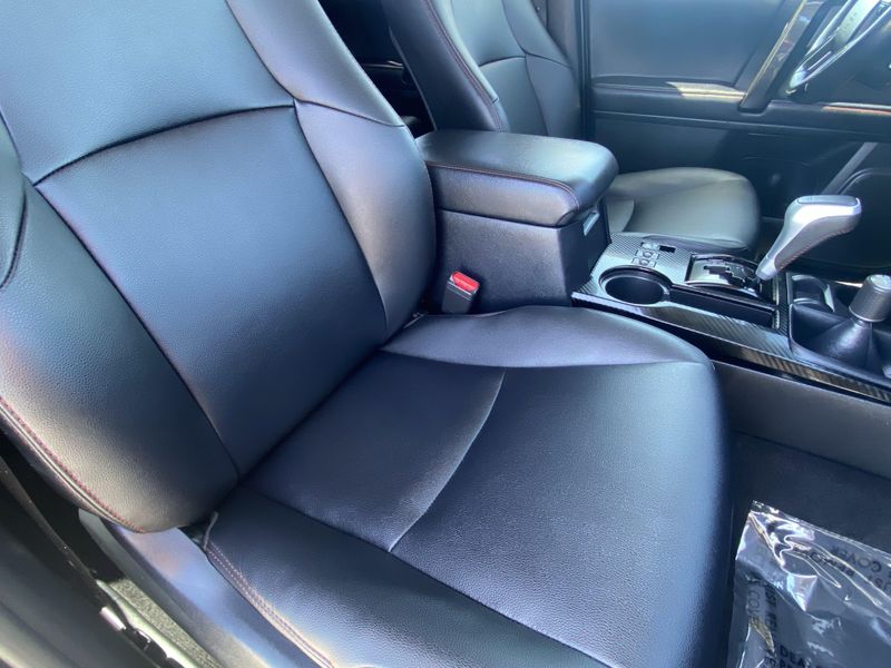 2023 Toyota 4Runner TRD Off-Road PremiumImage 13