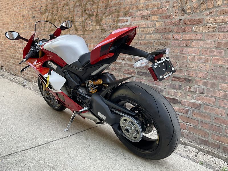 2023 Ducati Panigale V4 R in a red exterior color. Motoworks Chicago 312-738-4269 motoworkschicago.com 
