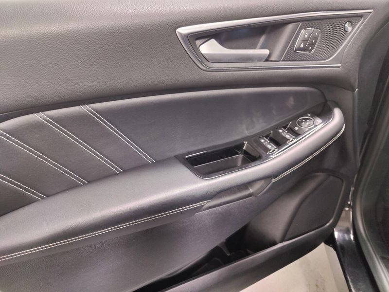 Used 2020 Ford Edge ST AWDImage 28
