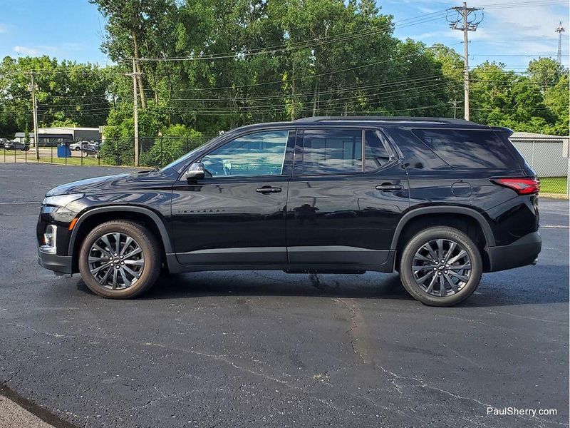 Used 2022 Chevrolet Traverse RS