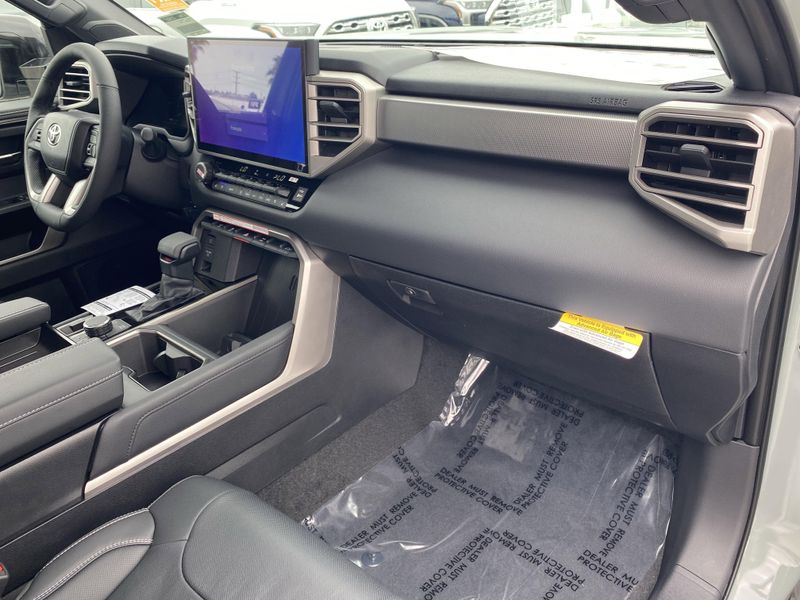 New 2026 Toyota Tundra Limited HybridImage 9