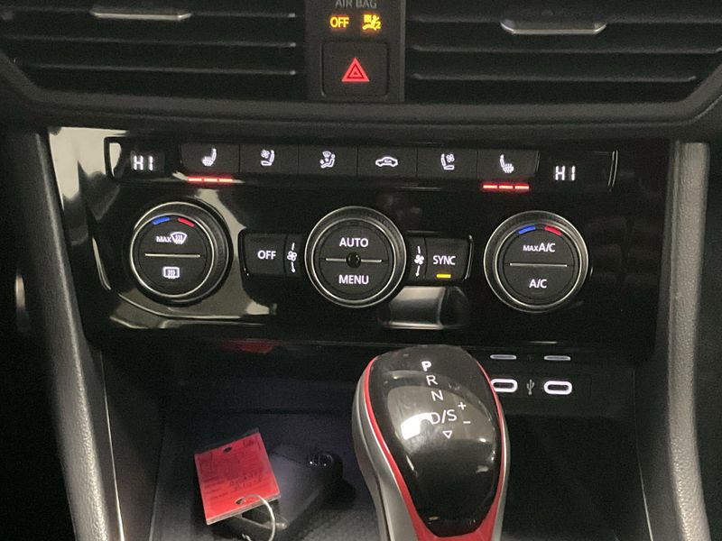 Used 2024 Volkswagen Jetta GLI AutobahnImage 14