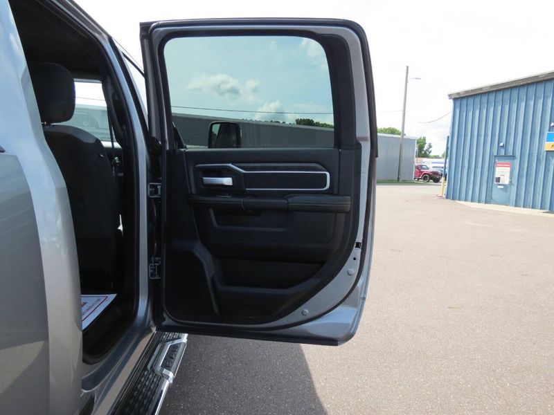 2024 RAM 2500 Big Horn 4x4 4dr Crew Cab 6.3 ft. SB PickupImage 24