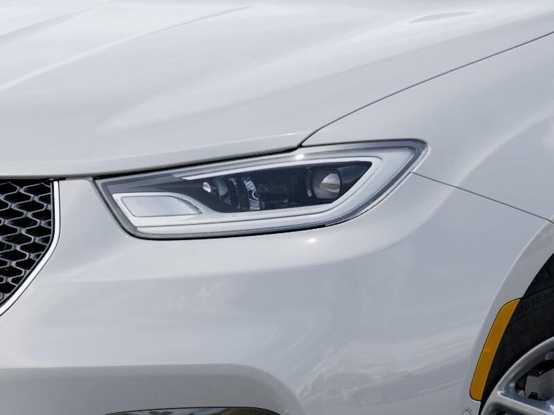 New 2026 Chrysler Pacifica SelectImage 11