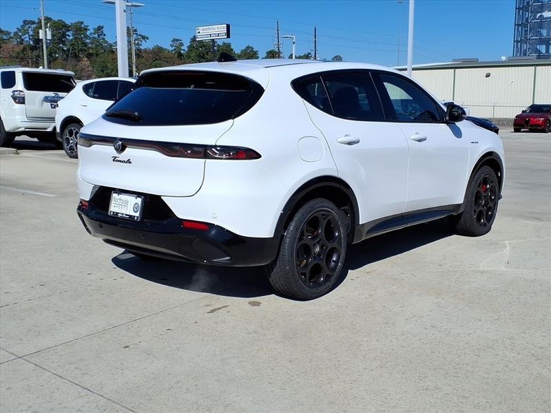 New 2026 Alfa Romeo Tonale VeloceImage 7