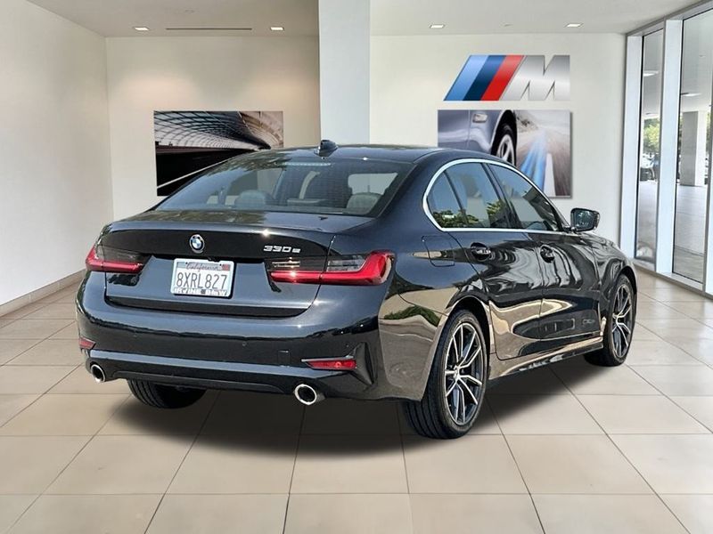 2021 BMW 3 Series 330e iPerformanceImage 7