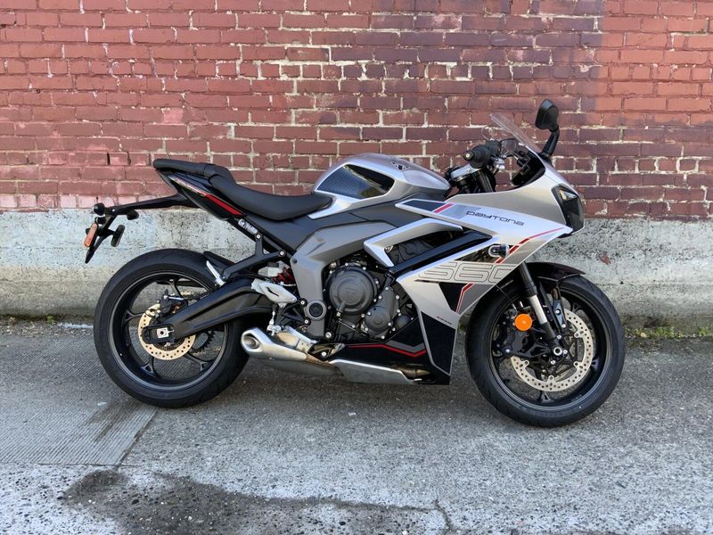 2026 Triumph DAYTONA 660