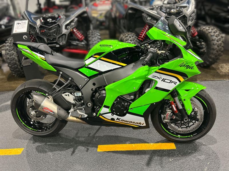 Used 2025 Kawasaki NINJA ZX 10R ABS KRT EDITION Image 11