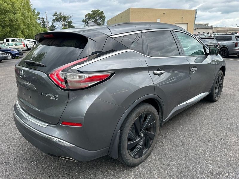 2017 Nissan Murano PlatinumImage 12