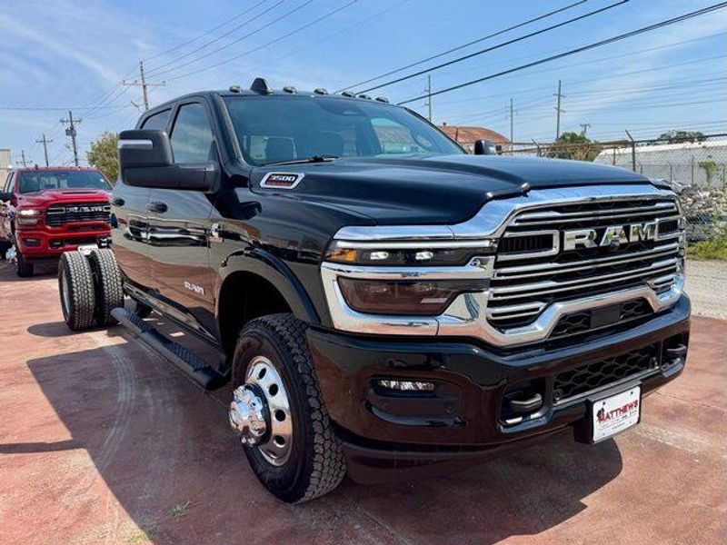 New 2027 RAM 3500 Chassis Cab Big HornImage 3