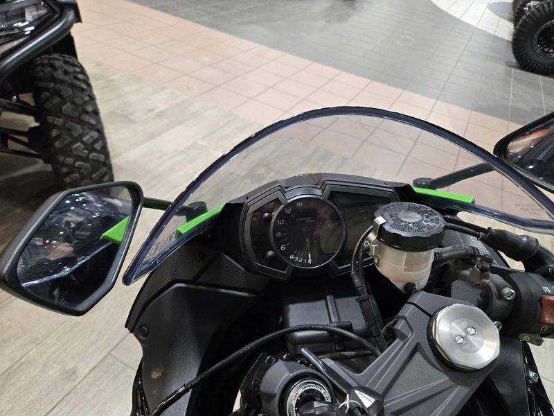 2021 Kawasaki NINJA ZX 6R Image 15