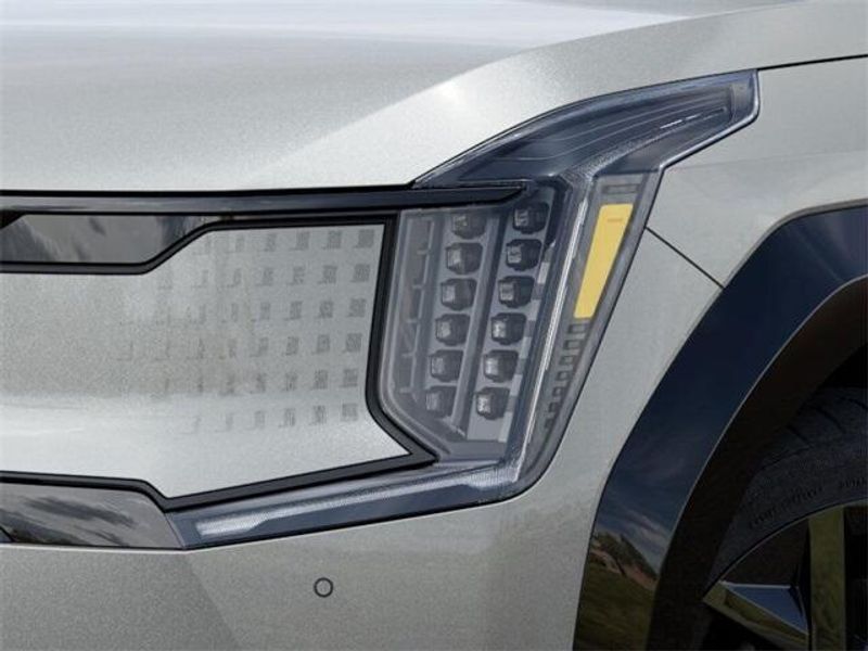 New 2026 Kia EV9 LandImage 10