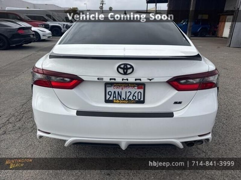 2022 Toyota Camry SE NightshadeImage 6