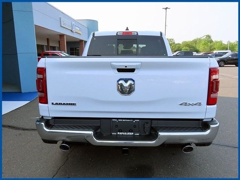 2023 RAM 1500 LaramieImage 6