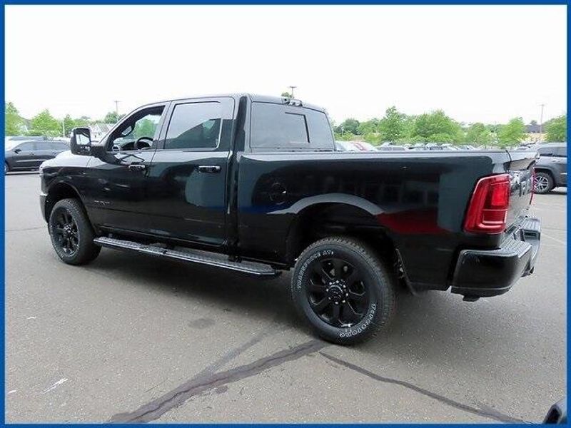2025 RAM 2500 LaramieImage 5