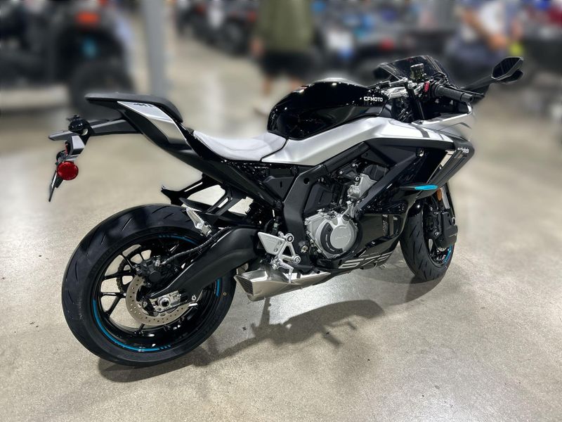 New 2026 CFMOTO 675SS Image 13