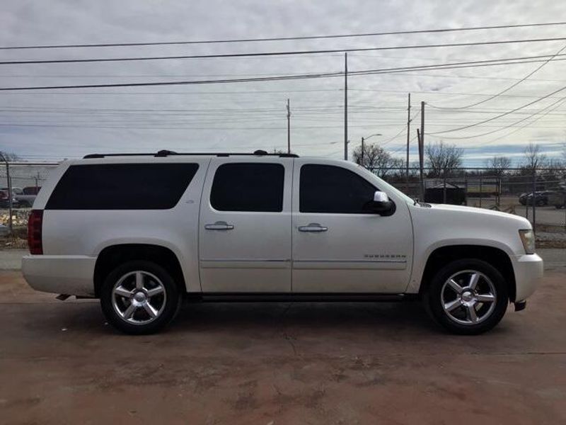 2011 Chevrolet Suburban 1500 LTZImage 6