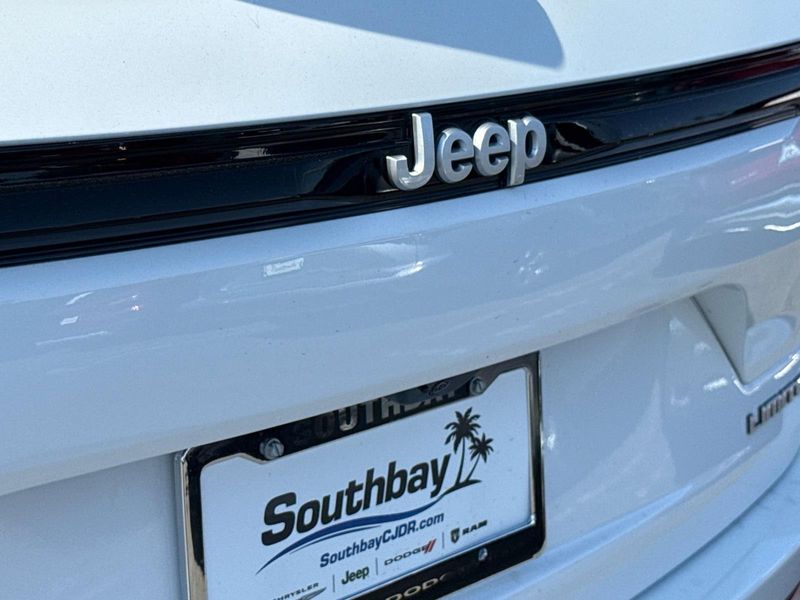 New 2026 Jeep Grand Cherokee Limited 4x4