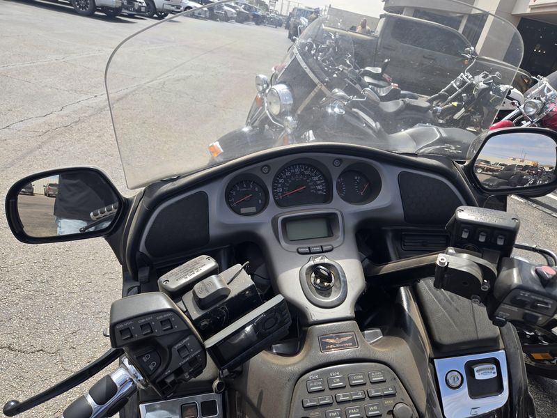 USED 2003 HONDA GOLDWING Image 11